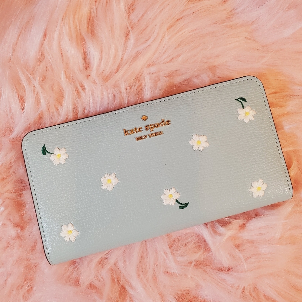 Kate spade embroidered lea large slim bifold wallet Aphrodite white daisies